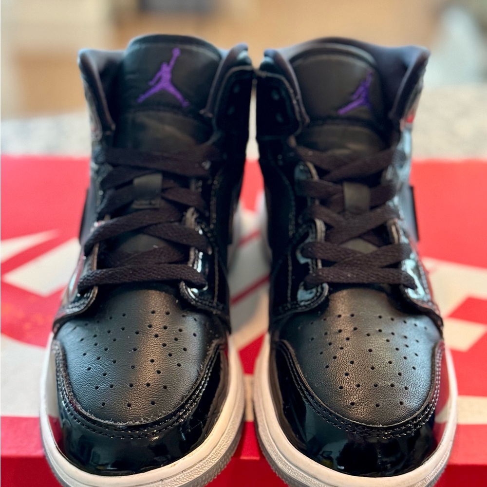 Air Jordan 1 Mid Retro “Space Jam” 4Y - Picture 2 of 6
